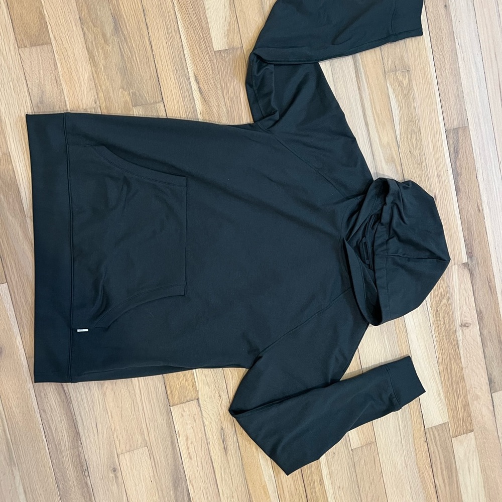 Vuori Men's Forrest Green Sweatshirt